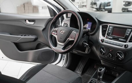 Hyundai Solaris II рестайлинг, 2020 год, 1 249 000 рублей, 12 фотография
