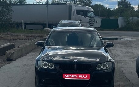 BMW 3 серия, 2006 год, 850 000 рублей, 2 фотография