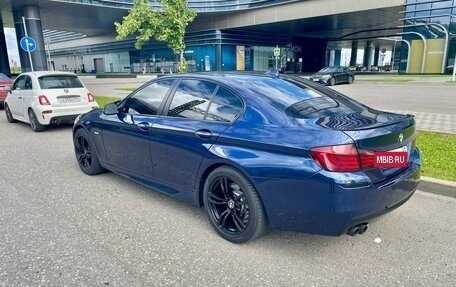BMW 5 серия, 2011 год, 1 600 000 рублей, 3 фотография
