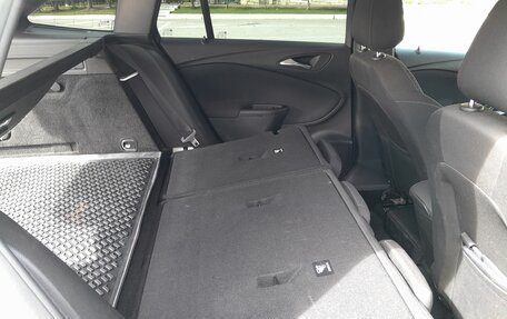 Opel Astra K, 2018 год, 1 250 000 рублей, 2 фотография