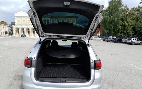 Opel Astra K, 2018 год, 1 250 000 рублей, 12 фотография