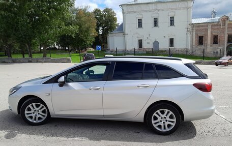 Opel Astra K, 2018 год, 1 250 000 рублей, 8 фотография