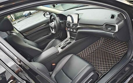 Honda Accord IX рестайлинг, 2022 год, 2 530 000 рублей, 9 фотография