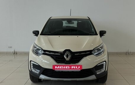 Renault Kaptur I рестайлинг, 2020 год, 1 390 000 рублей, 2 фотография