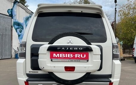 Mitsubishi Pajero IV, 2011 год, 2 500 000 рублей, 4 фотография