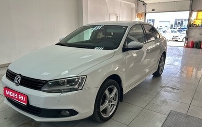 Volkswagen Jetta VI, 2013 год, 875 000 рублей, 1 фотография