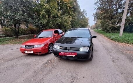 Volkswagen Golf IV, 2000 год, 330 000 рублей, 8 фотография