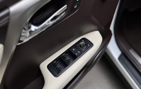 Lexus RX IV рестайлинг, 2016 год, 4 500 000 рублей, 12 фотография