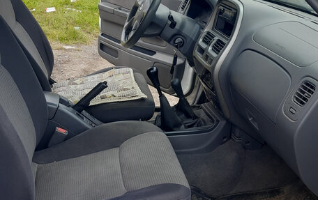 Nissan NP300, 2012 год, 900 000 рублей, 7 фотография