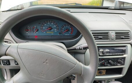 Mitsubishi Galant VIII, 2002 год, 250 000 рублей, 12 фотография