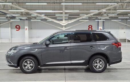 Mitsubishi Outlander III рестайлинг 3, 2015 год, 1 649 000 рублей, 12 фотография