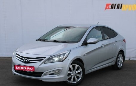 Hyundai Solaris II рестайлинг, 2015 год, 945 000 рублей, 2 фотография