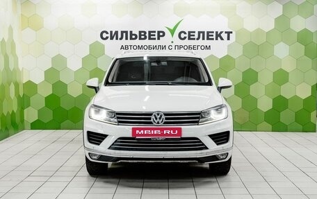 Volkswagen Touareg III, 2015 год, 1 999 000 рублей, 3 фотография