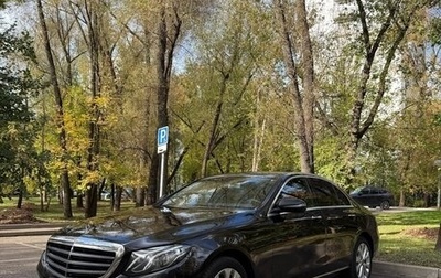 Mercedes-Benz E-Класс, 2019 год, 3 700 000 рублей, 1 фотография