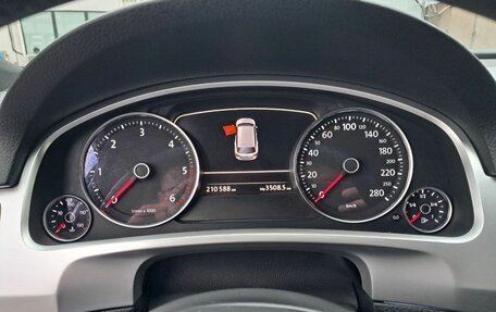 Volkswagen Touareg III, 2015 год, 2 380 000 рублей, 17 фотография