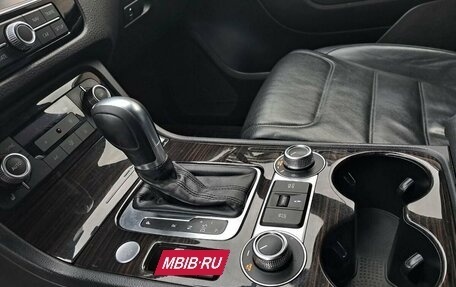 Volkswagen Touareg III, 2015 год, 2 380 000 рублей, 23 фотография