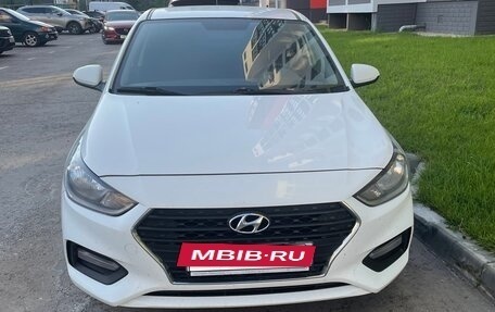Hyundai Solaris II рестайлинг, 2019 год, 1 050 000 рублей, 3 фотография