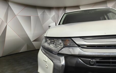 Mitsubishi Outlander III рестайлинг 3, 2018 год, 2 047 000 рублей, 17 фотография