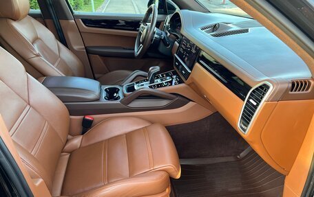 Porsche Cayenne III, 2021 год, 7 590 000 рублей, 14 фотография