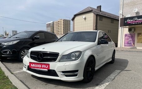Mercedes-Benz C-Класс, 2011 год, 1 450 000 рублей, 16 фотография