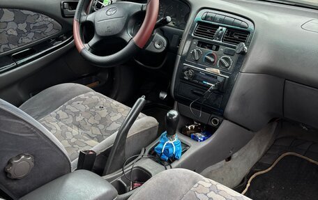 Toyota Avensis III рестайлинг, 1999 год, 115 000 рублей, 12 фотография