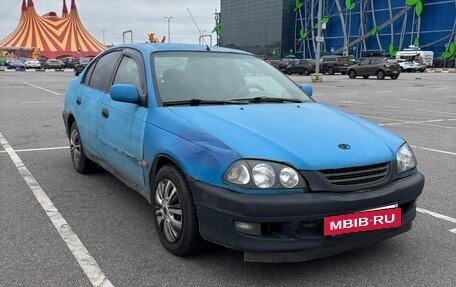 Toyota Avensis III рестайлинг, 1999 год, 115 000 рублей, 3 фотография