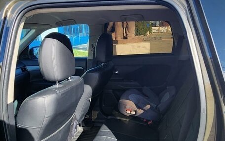 Mitsubishi Outlander III рестайлинг 3, 2015 год, 1 800 000 рублей, 6 фотография