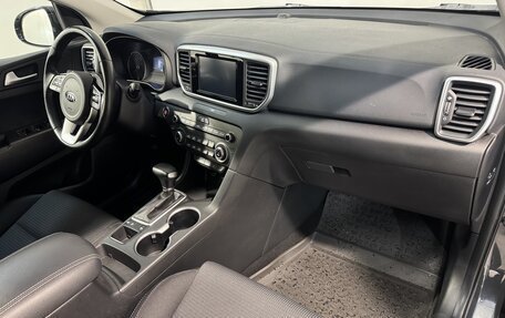 KIA Sportage IV рестайлинг, 2019 год, 2 199 800 рублей, 3 фотография