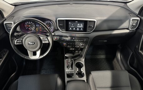 KIA Sportage IV рестайлинг, 2019 год, 2 199 800 рублей, 6 фотография