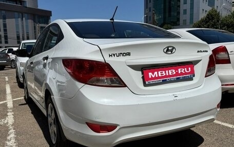 Hyundai Solaris II рестайлинг, 2013 год, 625 000 рублей, 2 фотография