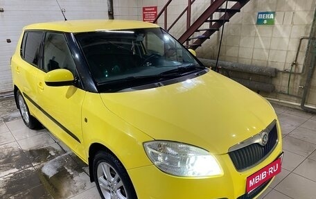 Skoda Fabia II, 2008 год, 600 000 рублей, 1 фотография