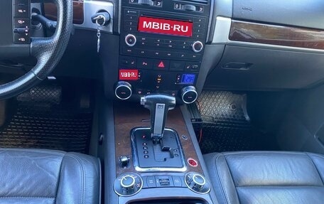 Volkswagen Touareg III, 2006 год, 725 000 рублей, 1 фотография