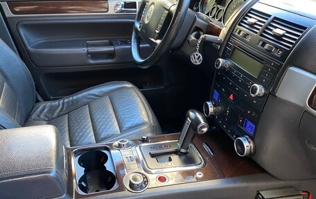 Volkswagen Touareg III, 2006 год, 725 000 рублей, 6 фотография