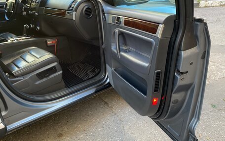 Volkswagen Touareg III, 2006 год, 725 000 рублей, 8 фотография