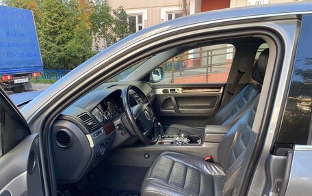 Volkswagen Touareg III, 2006 год, 725 000 рублей, 18 фотография