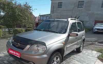 Chevrolet Niva I рестайлинг, 2010 год, 475 000 рублей, 1 фотография