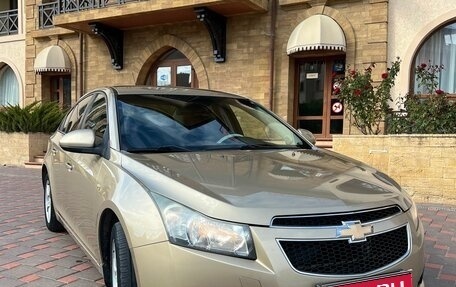 Chevrolet Cruze II, 2009 год, 685 000 рублей, 1 фотография