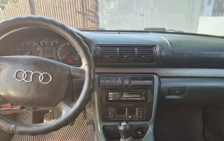 Audi A4, 1997 год, 400 000 рублей, 7 фотография