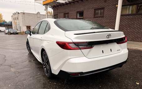 Toyota Camry, 2024 год, 3 790 000 рублей, 4 фотография