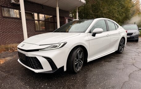 Toyota Camry, 2024 год, 3 790 000 рублей, 2 фотография