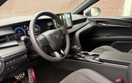 Toyota Camry, 2024 год, 3 790 000 рублей, 7 фотография