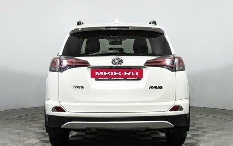 Toyota RAV4, 2017 год, 1 899 585 рублей, 6 фотография