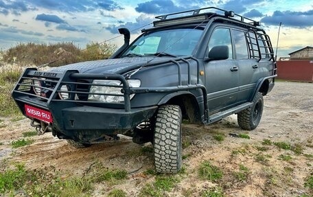 Toyota Land Cruiser 100 рестайлинг 2, 2006 год, 3 500 000 рублей, 1 фотография