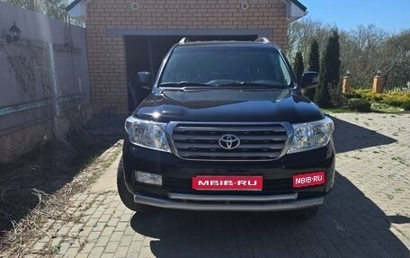 Toyota Land Cruiser 200, 2011 год, 2 550 000 рублей, 1 фотография