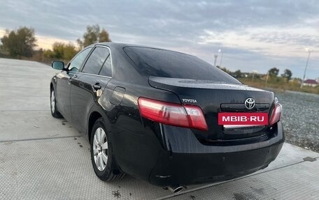 Toyota Camry, 2006 год, 1 100 000 рублей, 3 фотография