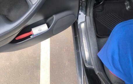 Toyota Avensis III рестайлинг, 2004 год, 950 000 рублей, 7 фотография