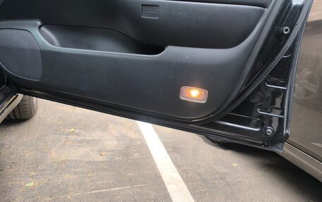 Toyota Avensis III рестайлинг, 2004 год, 950 000 рублей, 13 фотография