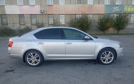 Skoda Octavia, 2014 год, 1 300 000 рублей, 2 фотография