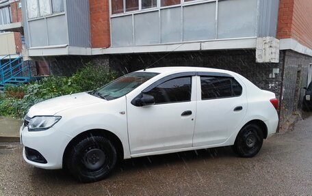 Renault Logan II, 2016 год, 460 000 рублей, 2 фотография