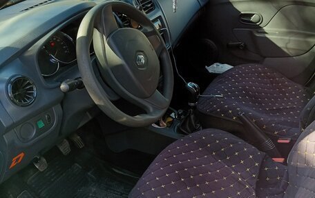 Renault Logan II, 2016 год, 460 000 рублей, 9 фотография